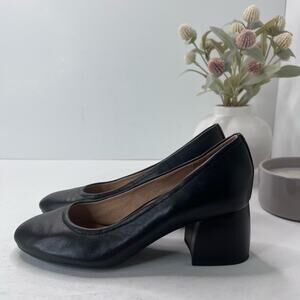 Vionic Carmel Leather Slip On Chunky Heel Pump Black Women's 7M Light Wear